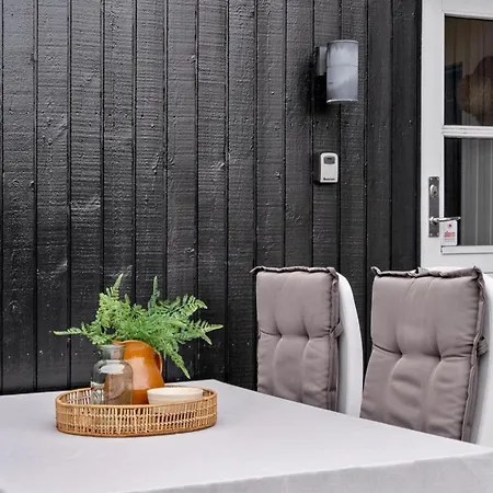 Ajvi - 50m From The Sea By Interhome Ferienhaus Sjolund